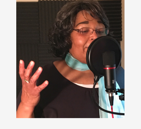 Chicago Female VoiceOver Talent